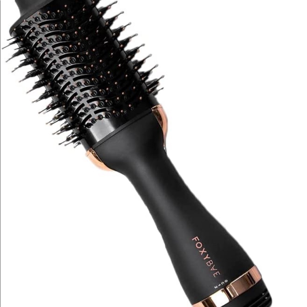 FoxyBae rose gold blowout dryer brush